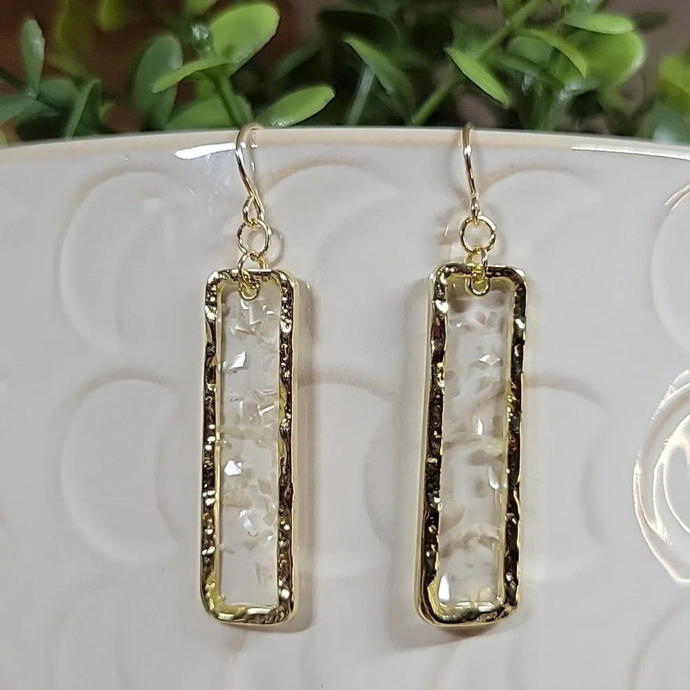 16k Gold Trim Shimmer Drop Earrings - Picture 5 of 6
